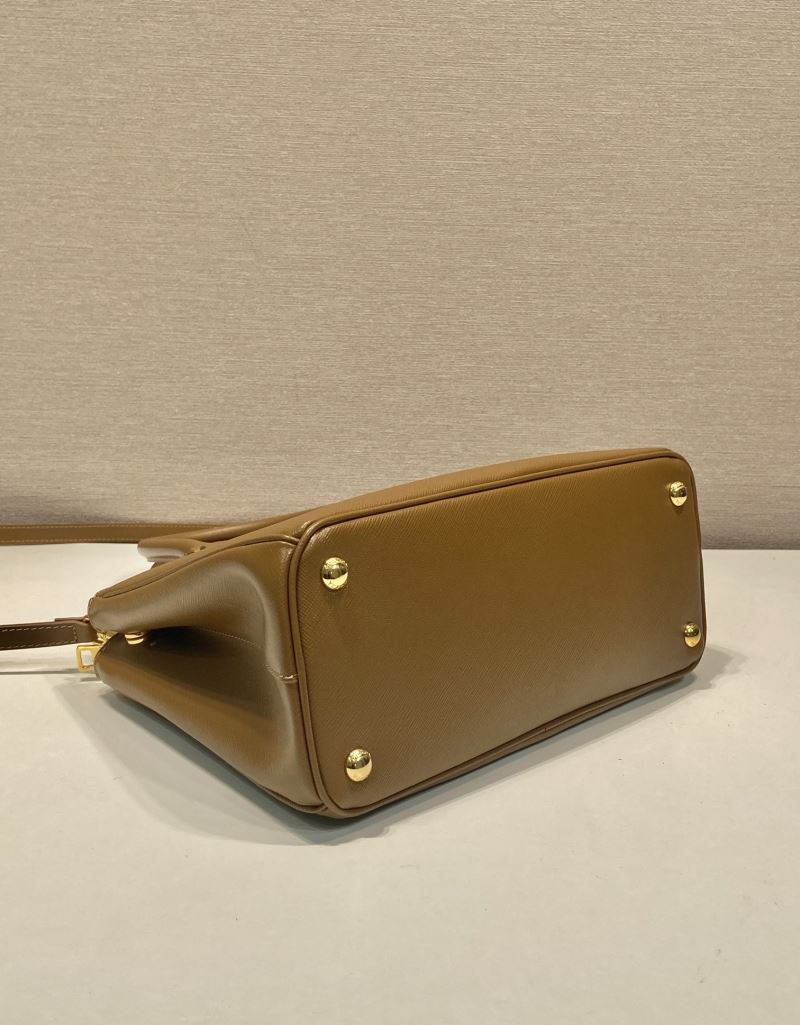 Pra*a top handle bags